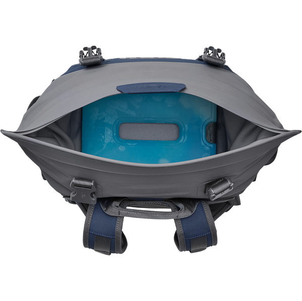 2026 YETI Hopper M20 Rygsækkøletaske 70000002279 - Navy